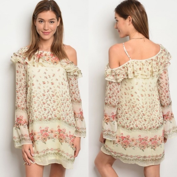NWT Floral Boho Dress Size small - Picture 1 of 3